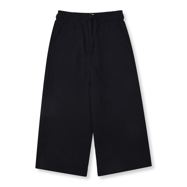 BLACK SEERSUCKER PULL-UP TROUSER